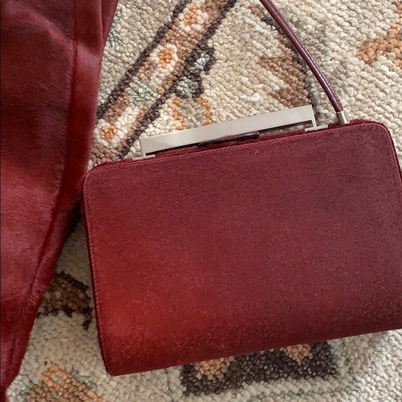 Gorgeous pony hair boots new wine in color - Picture 2 of 4